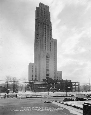 A photo of the Cathedral of Learning in the 1930s