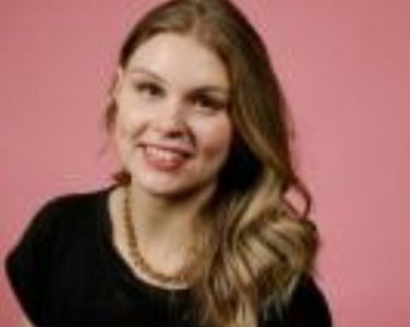 Anna Millard Headshot